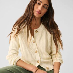 FAHERTY Sunwashed Fisherman Cardigan - Egret